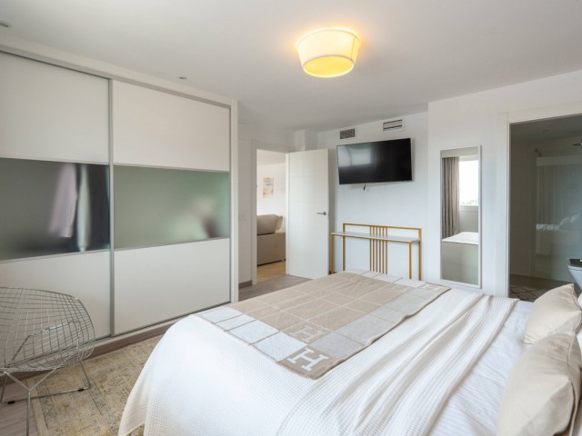 4 Bedrooms Apartment in Nueva Andalucía