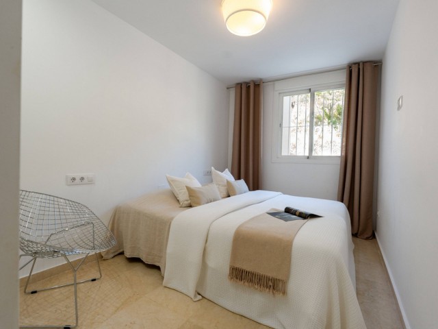 4 Bedrooms Apartment in Nueva Andalucía