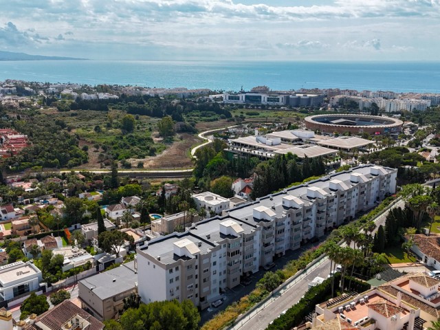 4 Bedrooms Apartment in Nueva Andalucía