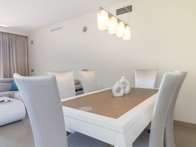 Apartamento con 2 Dormitorios  en El Paraiso