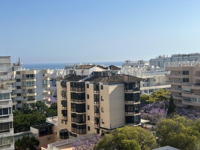 Apartamento con 2 Dormitorios  en Marbella