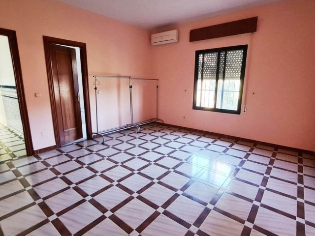 7 Schlafzimmer Villa in Benalmadena