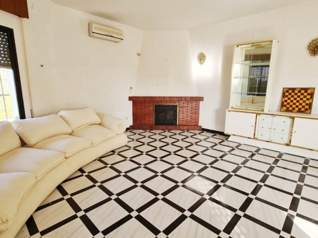 7 Schlafzimmer Villa in Benalmadena