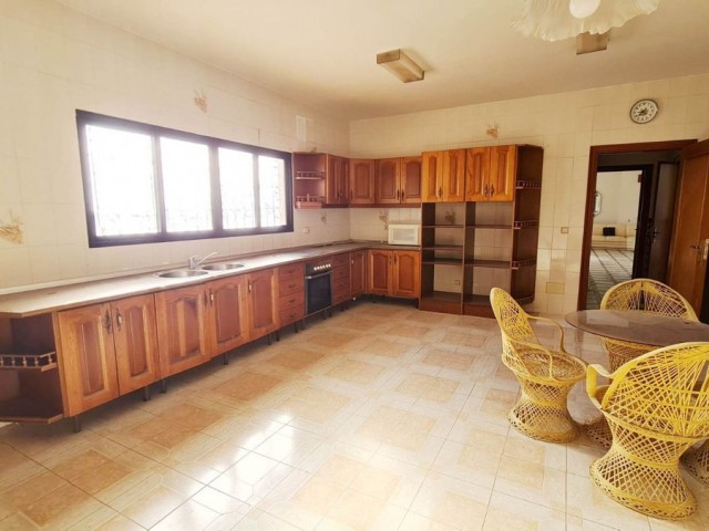 7 Schlafzimmer Villa in Benalmadena