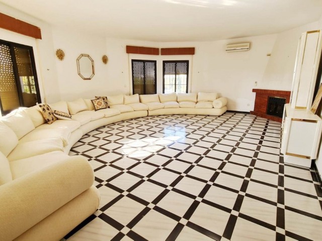 7 Schlafzimmer Villa in Benalmadena