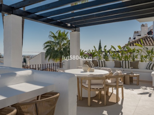 3 Bedrooms Apartment in Nueva Andalucía