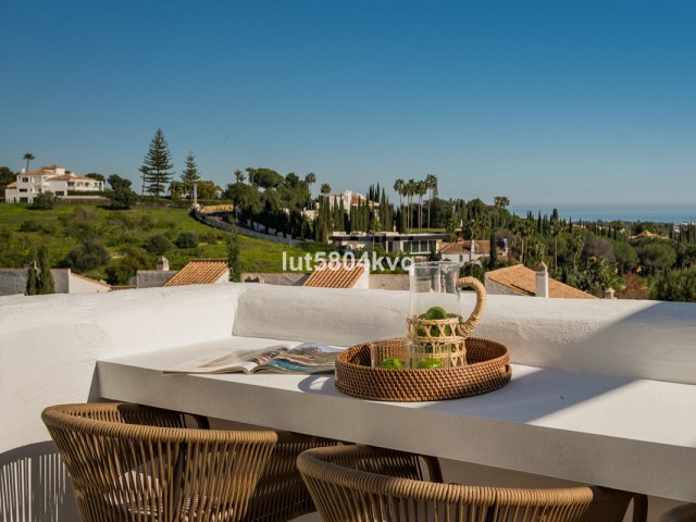 3 Bedrooms Apartment in Nueva Andalucía