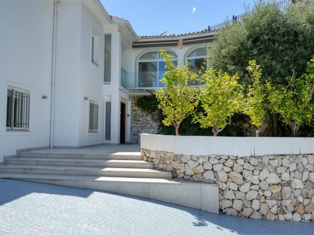 4 Sovrums Villa i Benahavís
