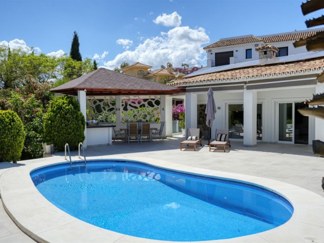 4 Sovrums Villa i Benahavís
