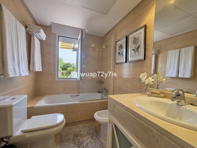 Penthouse in Nueva Andalucía