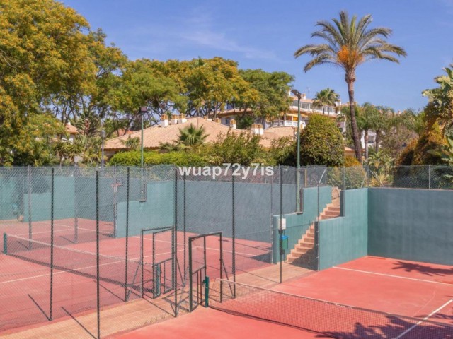 Penthouse in Nueva Andalucía