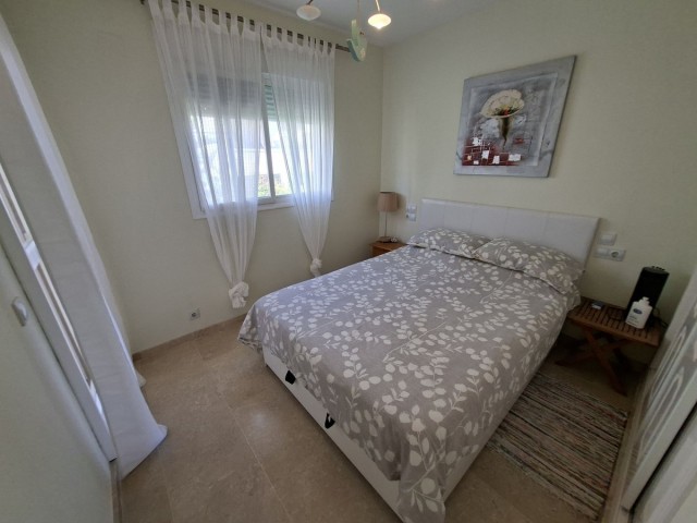 Maison mitoyenne avec 3 Chambres  à La Duquesa