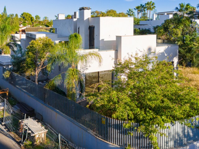 4 Sovrums Villa i Guadalmina Baja
