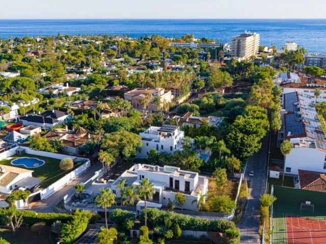 4 Sovrums Villa i Guadalmina Baja