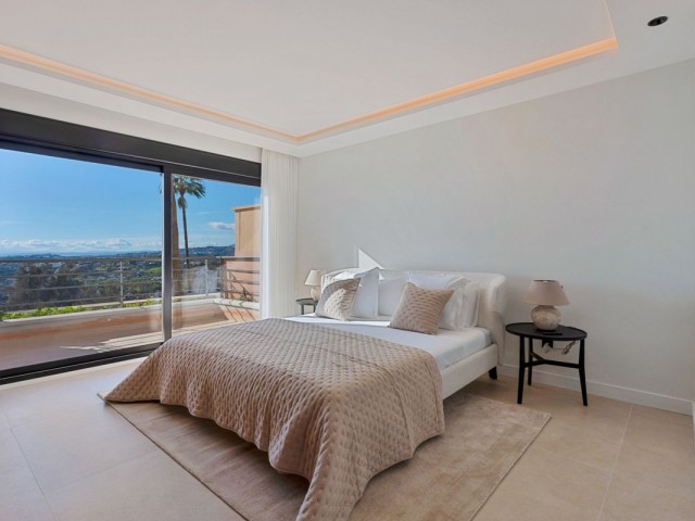 3 Bedrooms Apartment in Nueva Andalucía