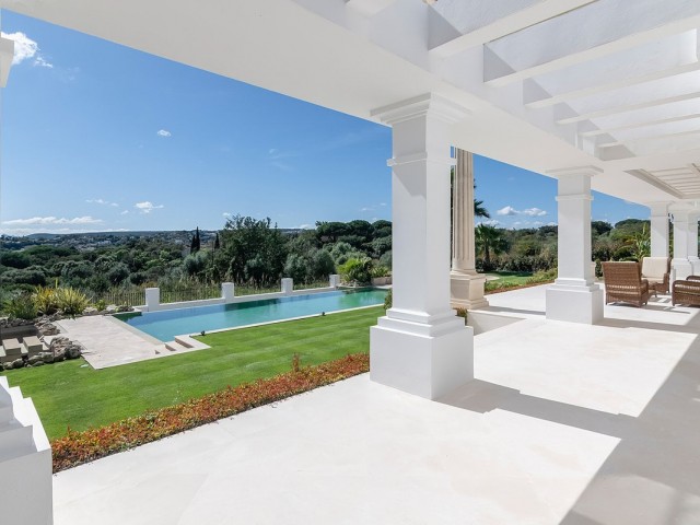 5 Bedrooms Villa in Sotogrande