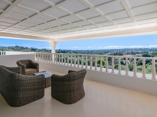 5 Bedrooms Villa in Sotogrande