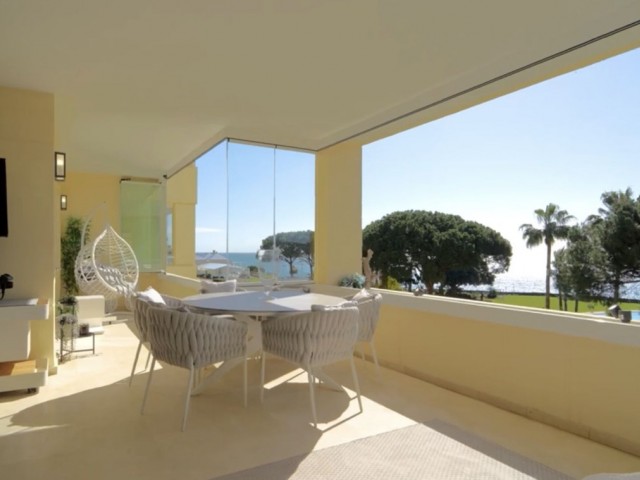 Apartamento con 3 Dormitorios  en Cabopino