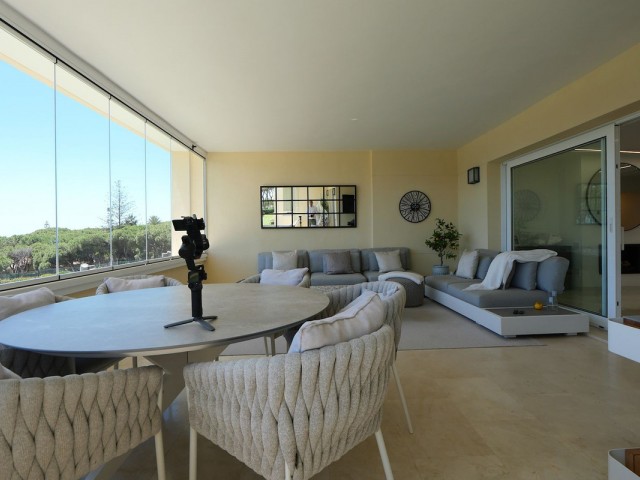 Apartamento con 3 Dormitorios  en Cabopino