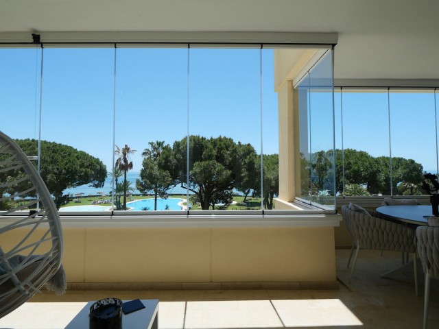 Apartamento con 3 Dormitorios  en Cabopino
