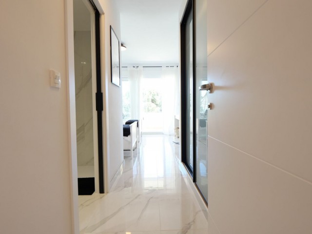 Apartamento con 3 Dormitorios  en Cabopino