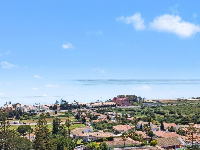 6 Bedrooms Villa in Manilva