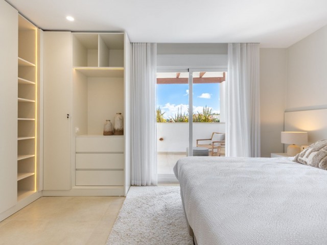 3 Bedrooms Apartment in Nueva Andalucía