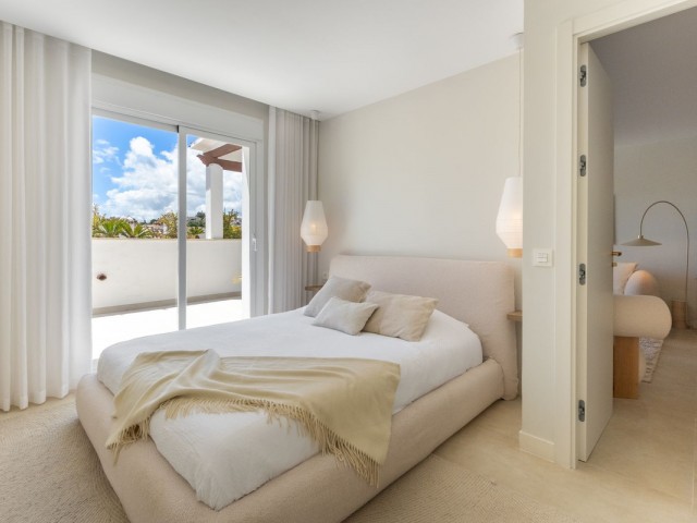 3 Bedrooms Apartment in Nueva Andalucía