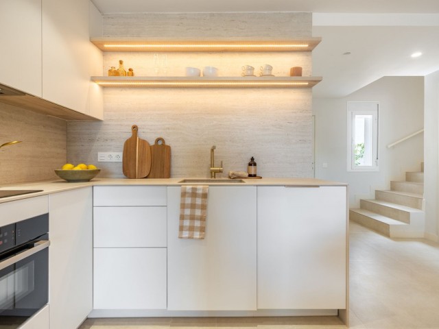 3 Bedrooms Apartment in Nueva Andalucía