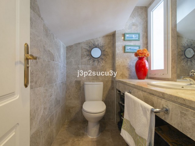 3 Bedrooms Townhouse in Nueva Andalucía