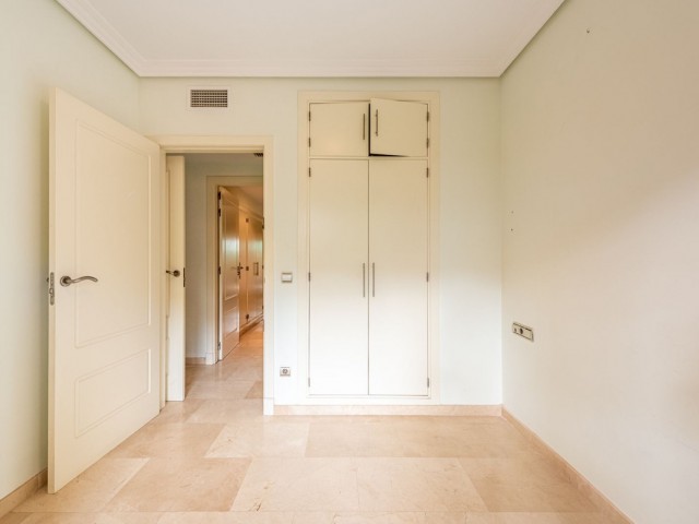 Apartamento con 2 Dormitorios  en Casares