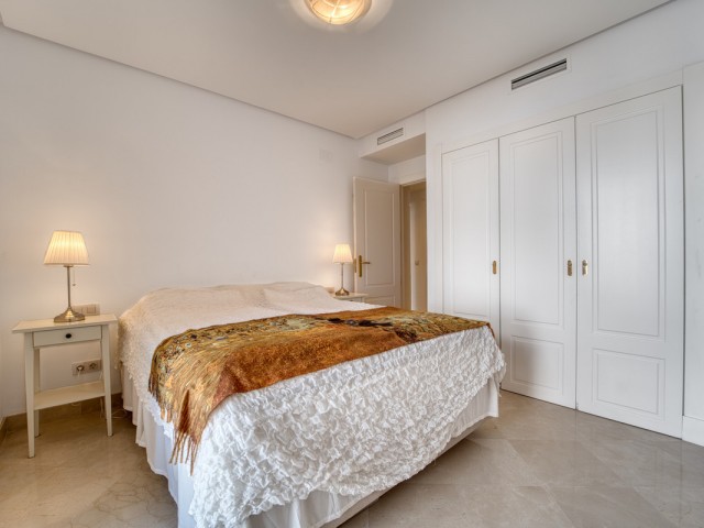 2 Bedrooms Apartment in Nueva Andalucía