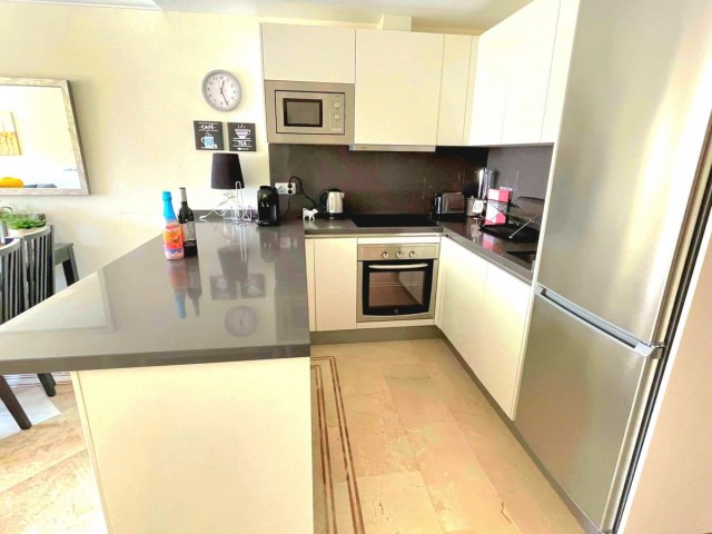 3 Bedrooms Apartment in Nueva Andalucía