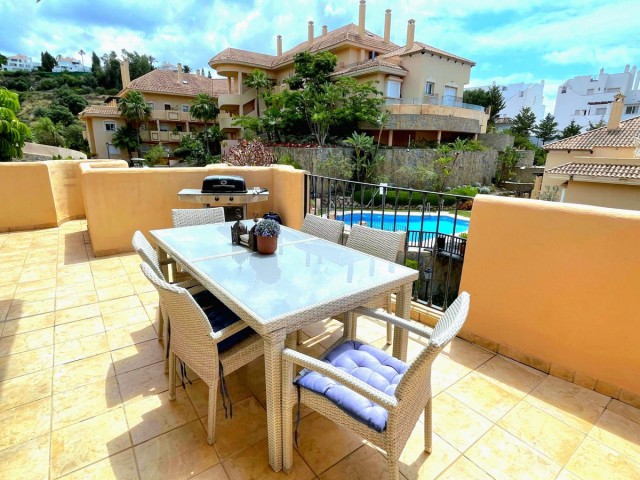3 Bedrooms Apartment in Nueva Andalucía