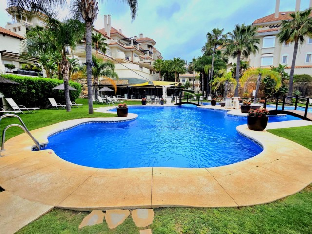 3 Bedrooms Apartment in Nueva Andalucía