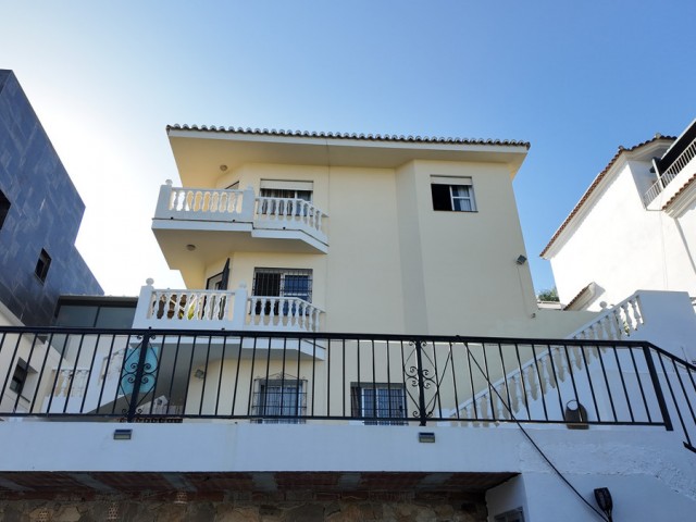 Rivitalo, Mijas