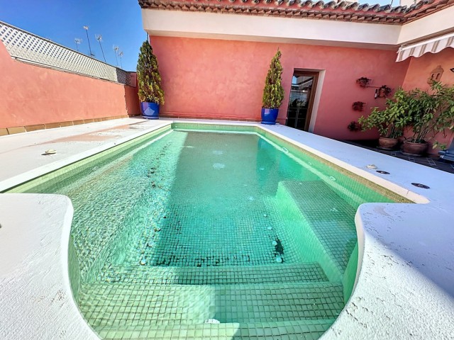 7 Soveroms Rekkehus i Estepona