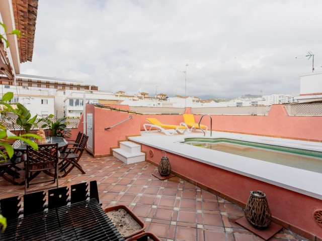 7 Soveroms Rekkehus i Estepona