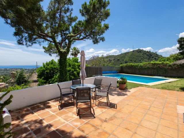 Villa avec 3 Chambres  à Estepona
