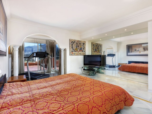 3 Bedrooms Apartment in Nueva Andalucía