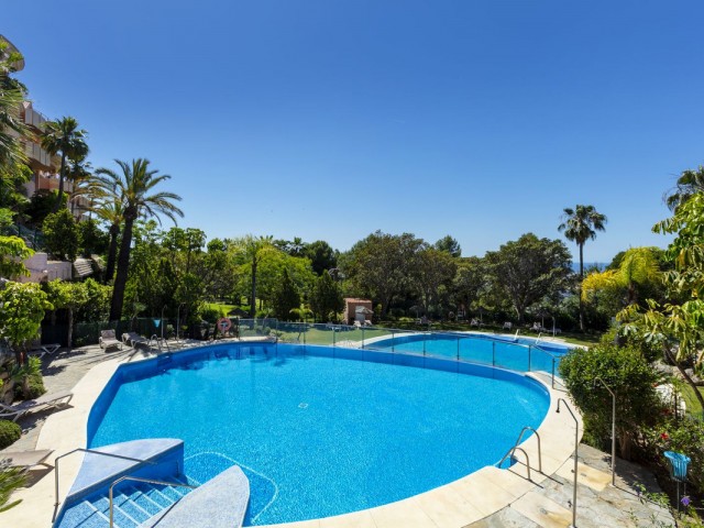 3 Bedrooms Apartment in Nueva Andalucía