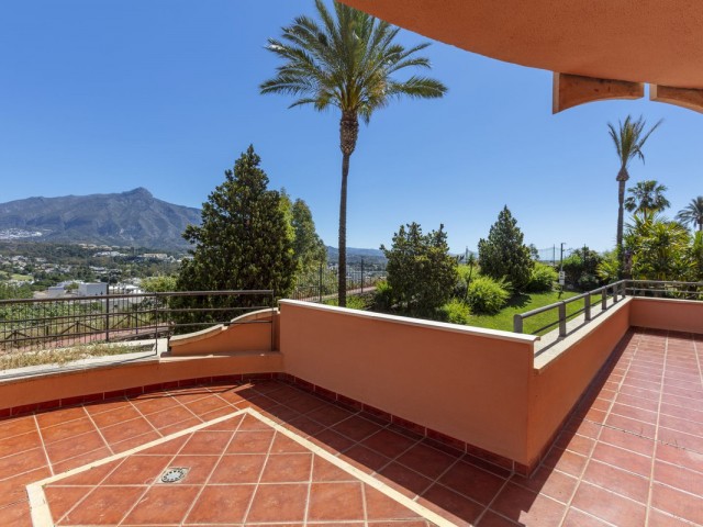 3 Bedrooms Apartment in Nueva Andalucía