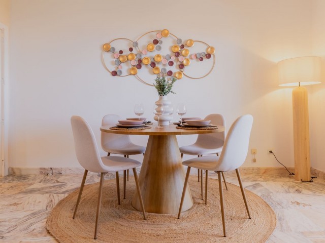 Apartamento con 2 Dormitorios  en La Cala de Mijas