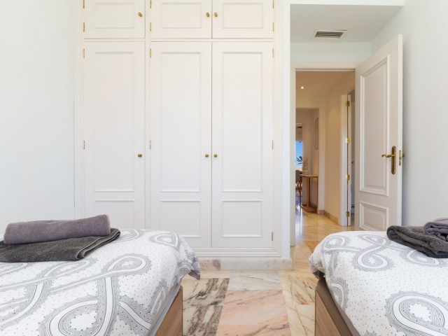 Apartamento con 2 Dormitorios  en La Cala de Mijas