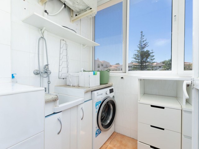 Apartamento con 2 Dormitorios  en La Cala de Mijas