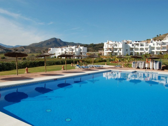 Apartamento con 3 Dormitorios  en Los Arqueros