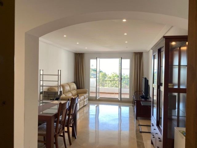 Apartamento con 3 Dormitorios  en Los Arqueros