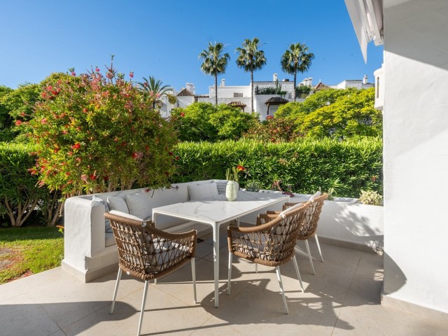 4 Bedrooms Apartment in Marbella
