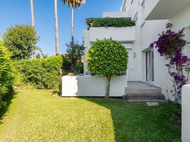4 Bedrooms Apartment in Marbella