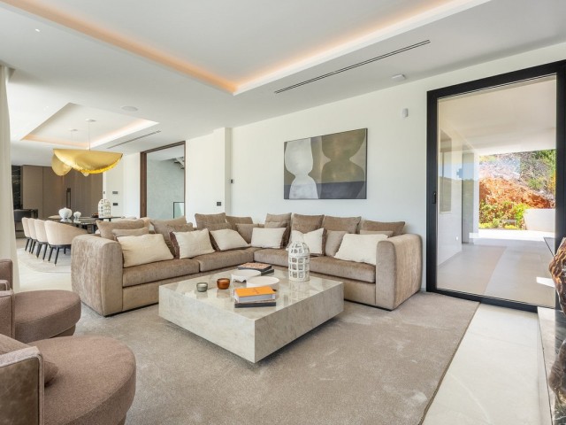 8 Sovrums Villa i Benahavís